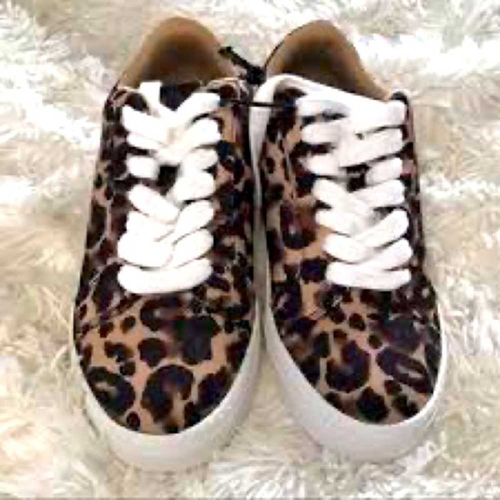 Steve Madden Vonn Leopard Print Lace Up Sneakers